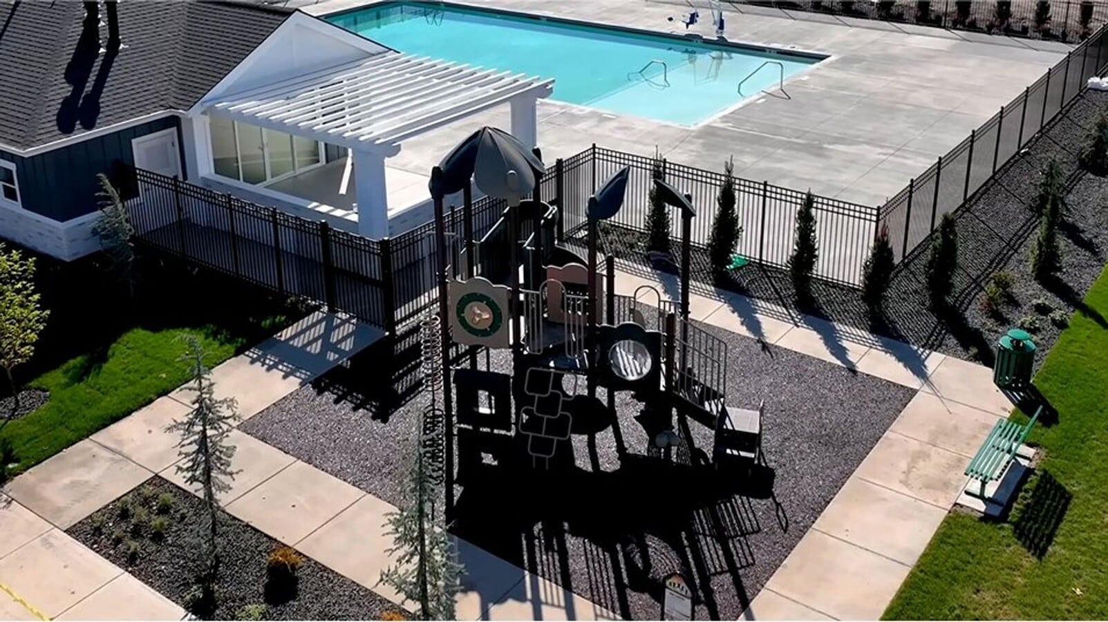 Photo - Immaculate Townhouse w/2-Car Garage
