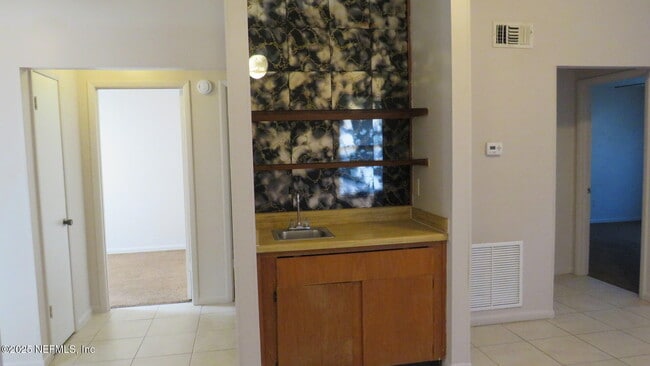 Photo - 1454 Gifford Ave