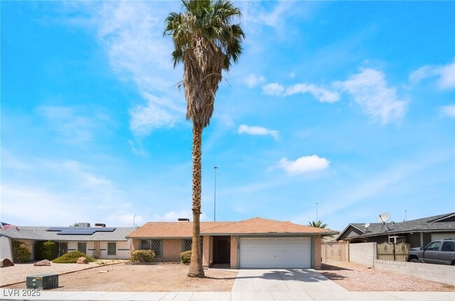 Building Photo - 4208 N Fox Point Dr Rental