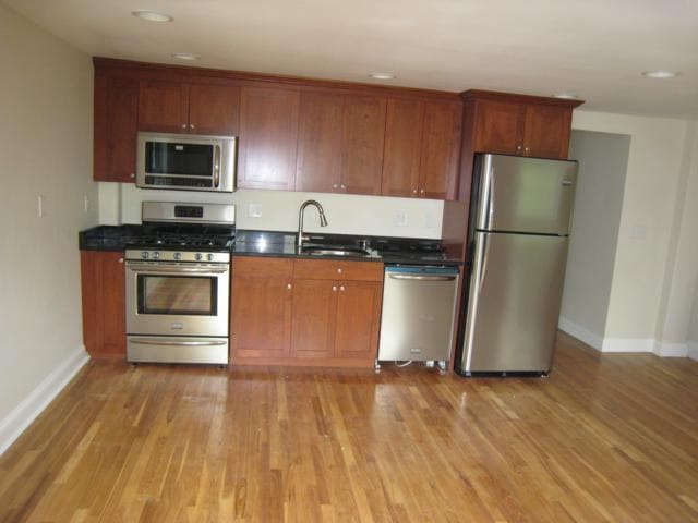 Building Photo - 59 Day St Unit 1