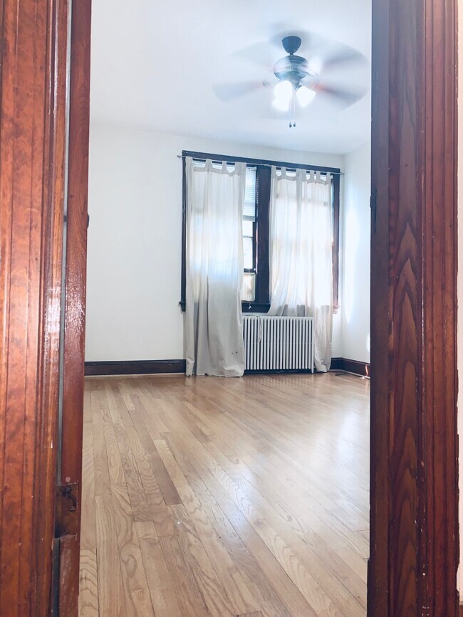 Front Bedroom - 1826 C St SE