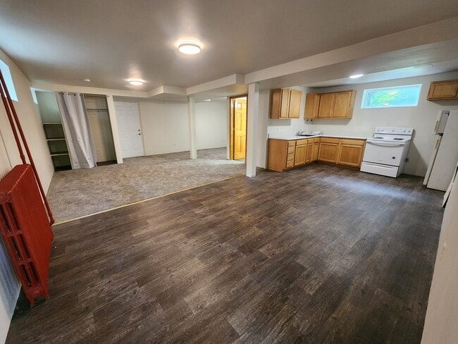 Building Photo - 234 Clermont St Unit 3 Rental