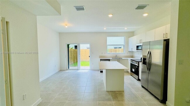 Photo - 2632 SE 27th Dr