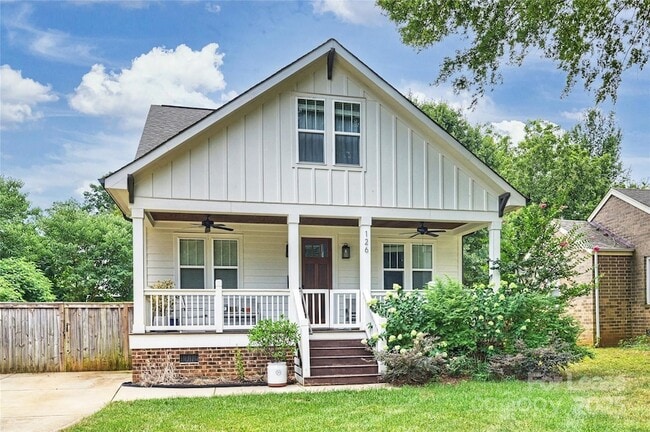 Building Photo - 126 N Smallwood Pl Rental