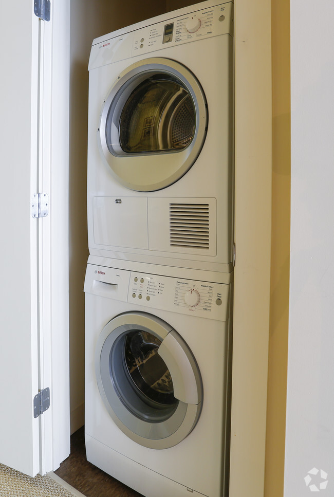 Washer/dryer - 75SL Rental