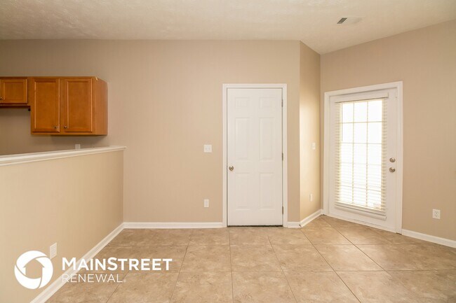 Photo - 4766 Highpoint Way