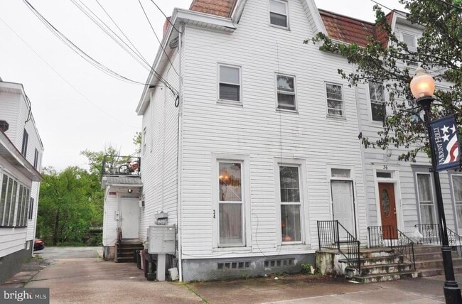 Photo - 34 Washington St Unit 2A