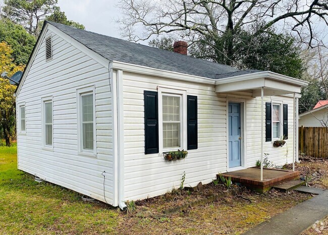 Building Photo - 1361 Hull Rd Rental
