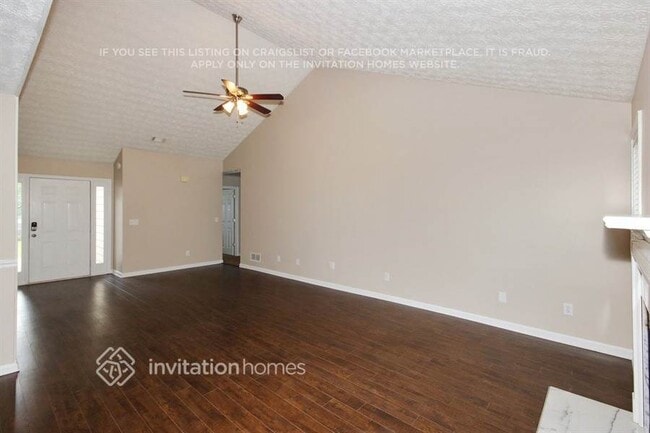 Photo - 3990 Piper Glen Dr NE