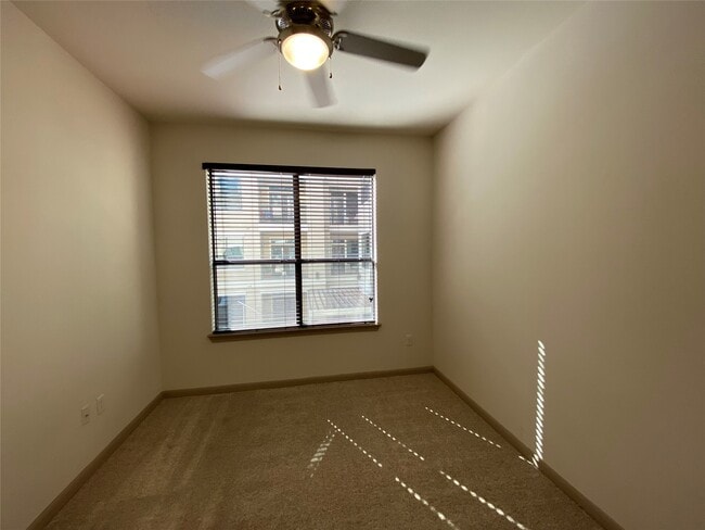 Photo - 2700 Brazos St Unit 4408