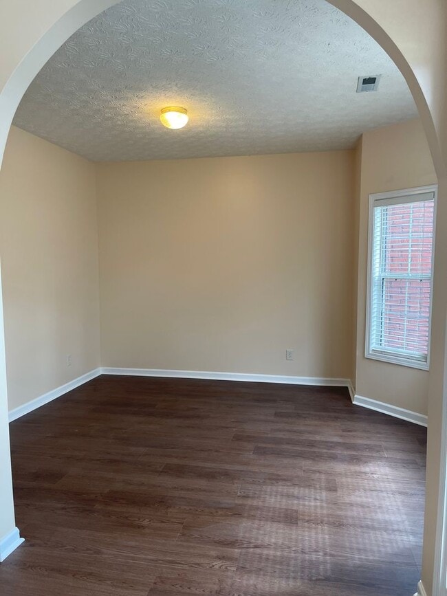 Photo - Riverdale Executive Home