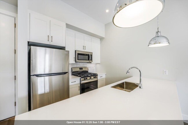 Photo - 667-665 Grand St Apartment Unit 307