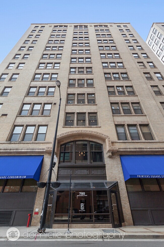 Building Photo - 780 S Federal St Unit 1004