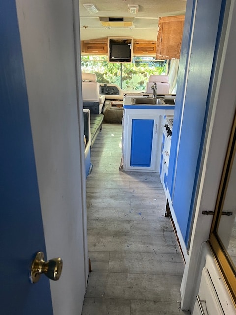 Photo - 7131 Taft St