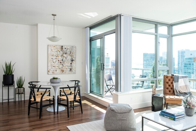 Photo - Bayshore Outlook