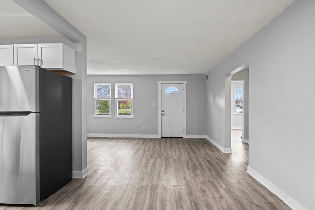 Photo - 3614 Linneman St