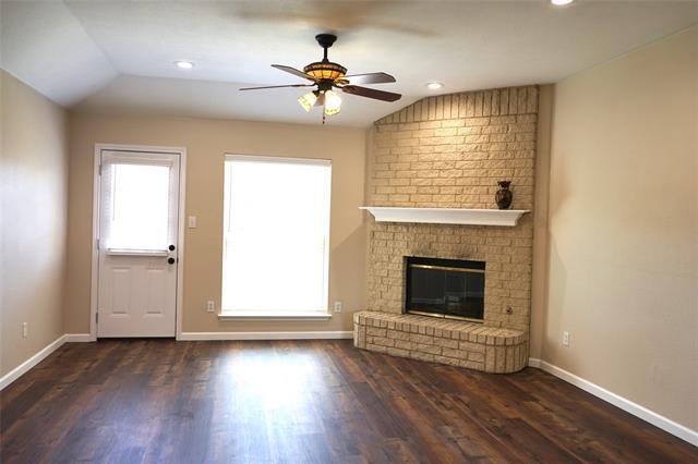 Photo - 6322 Woolwich Dr