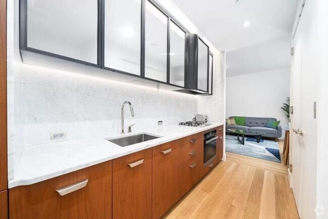 Building Photo - 1 bedroom in New York NY 10012 Unit 6E Rental