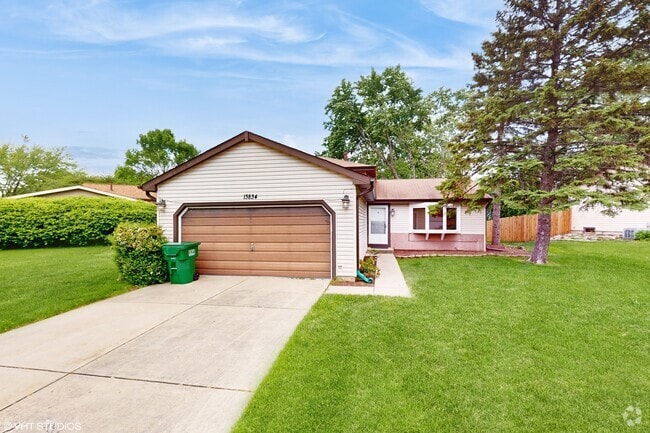 Building Photo - 13834 W Sandstone Dr Rental