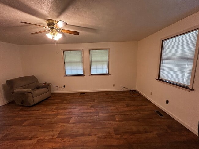 Photo - 7370 E Dupont Ave