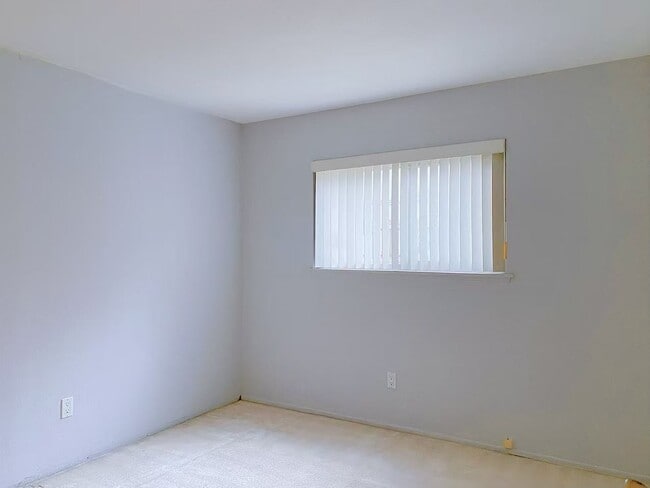 Photo - 324 S Palo Cedro Dr