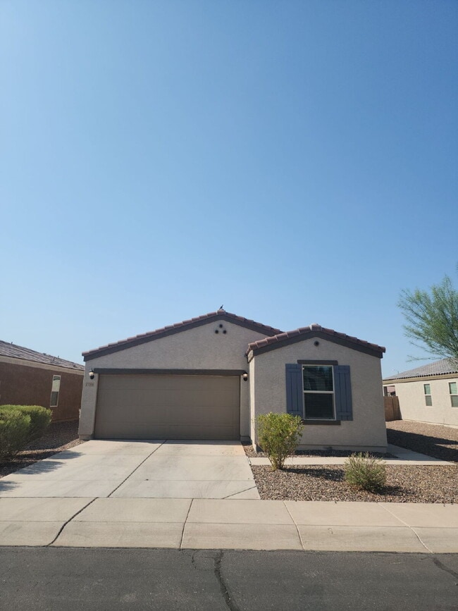 Photo - "Spacious 4-Bedroom Oasis in Casa Grande w...
