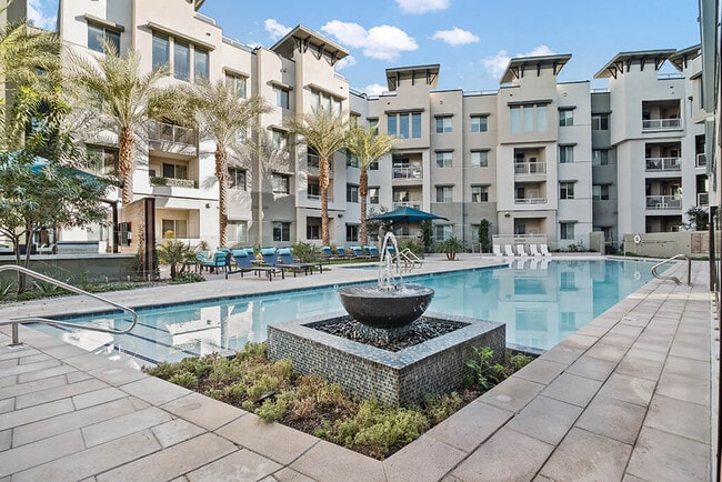 The District at Scottsdale Apartments