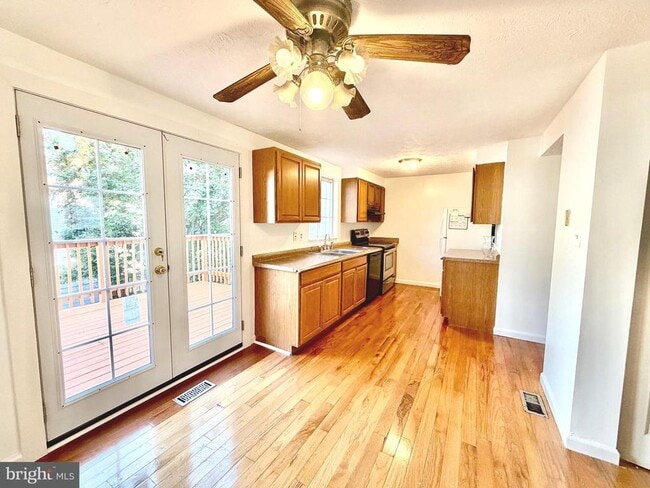 Photo - 1234 Elm Grove Cir