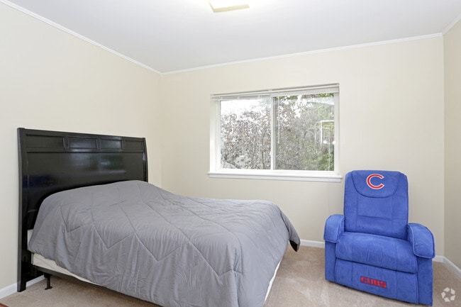 2 Bedroom - Master Bedroom