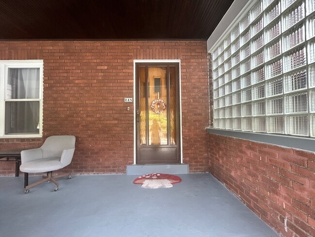 Photo - 248 Mansion St