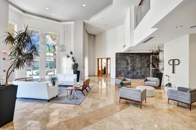 Building Photo - 99 SE Mizner Blvd Unit 815 Rental
