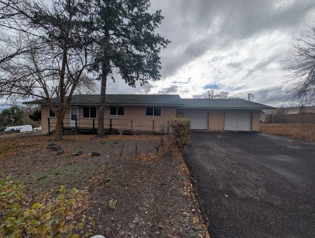 Building Photo - Shidler-PM-018-0034-626 Unit 626