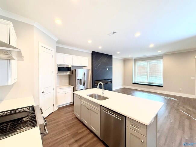 Photo - 190 Kearny St