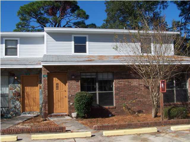 Building Photo - 124 Alder Ave SE