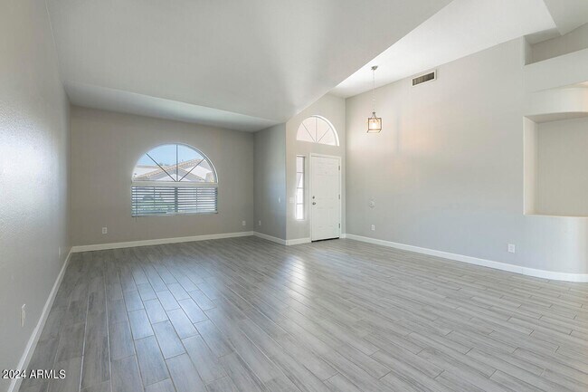 Photo - 762 N Boulder St