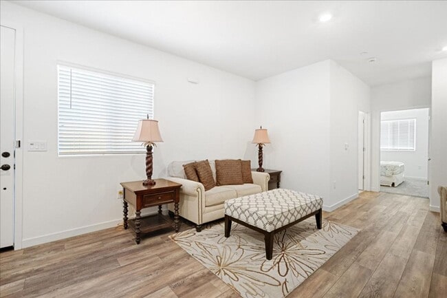 4312 Arctic Tern Cir