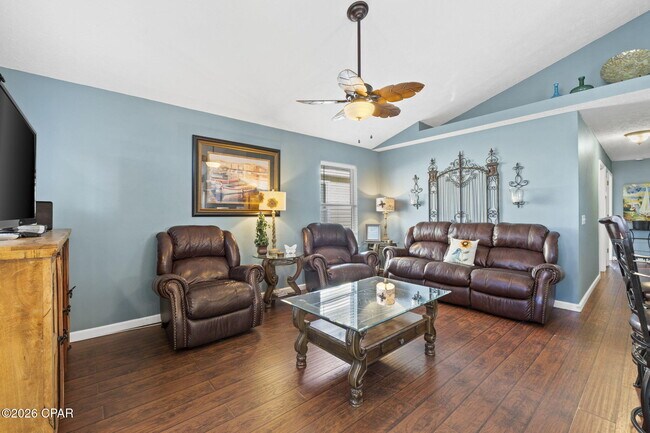 Photo - 104 White Cap Wy