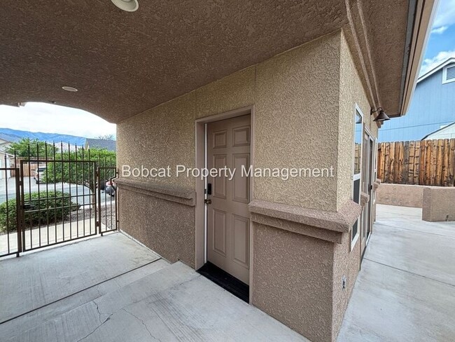 Photo - 963 Ranchview Cir