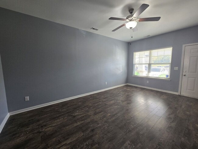 Photo - 220 Jenna Lee Cir