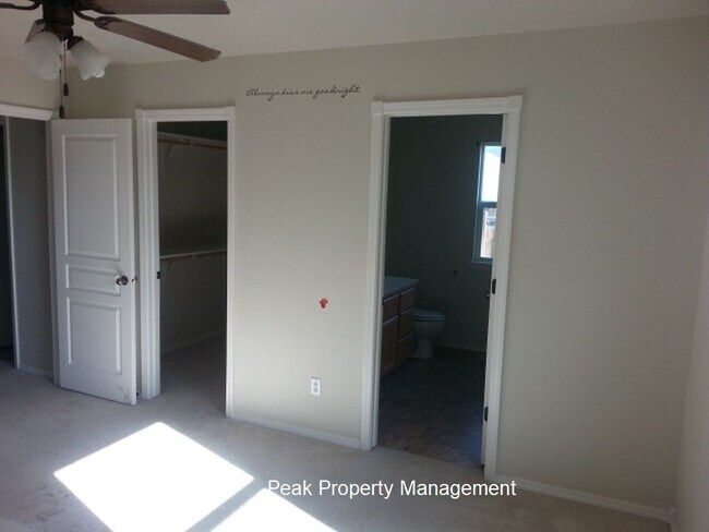 Photo - 24468 Chestnut Dr