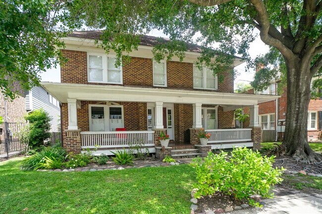 Building Photo - 1636 Bonnie Brae St Rental