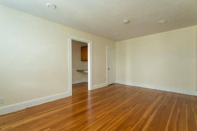 Photo - 140 Highland Ave Unit 21