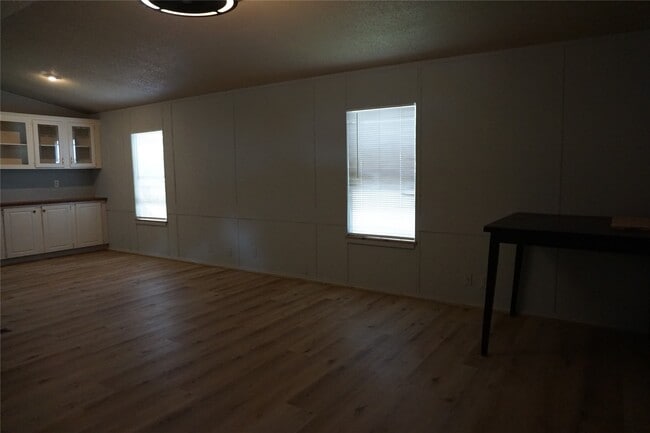 8786 Scarlet Oak