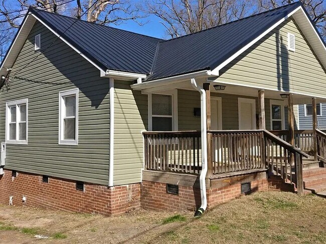 Photo - 805 Eva St Unit B