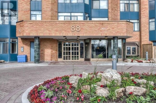 Photo - 88 Alton Towers Cir Unit 1101