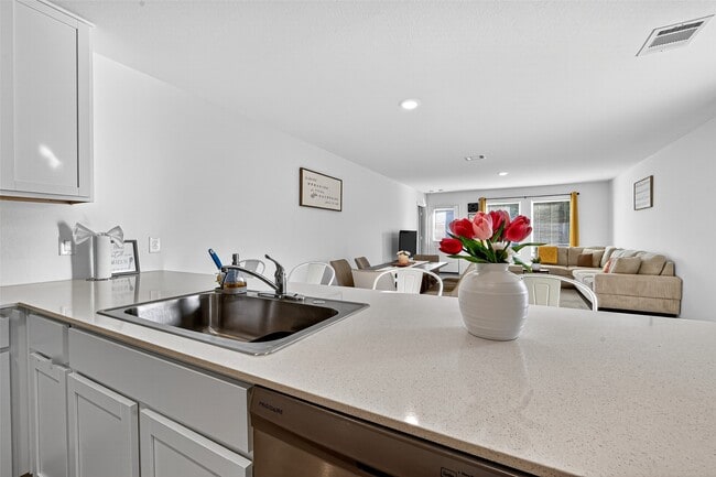 Photo - 228 Laura Leigh Ln