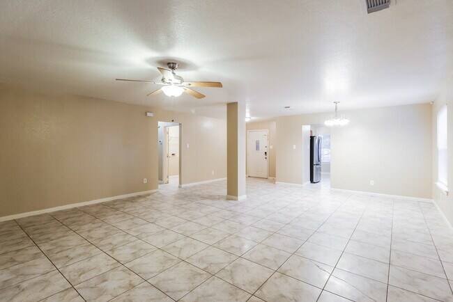 15515 Waverly Dr