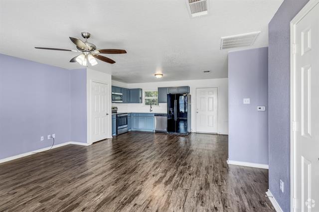 Building Photo - 211 Caddo St Rental