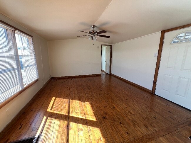 Photo - 10039 Wrangler Wy