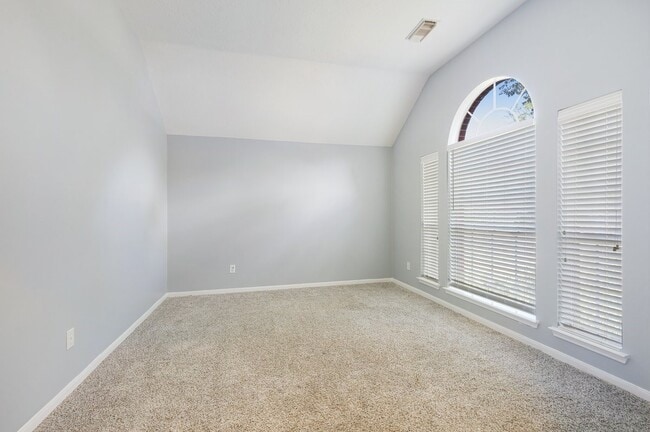 Photo - 2922 Abbey Field Dr